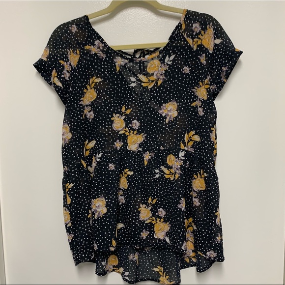 Xhilaration Floral and Polka Dot Blouse - Picture 5 of 11